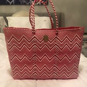 Joie woven tote bag